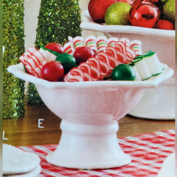 Home Interiors Hampton small Compote 9" x 5"  pedestal New microwave, oven safe - Picture 4 of 10